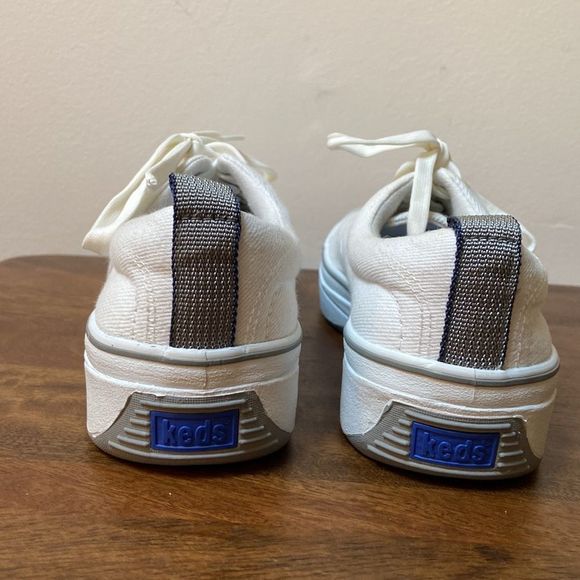 Keds Stretch White Canvas Sneakers Size 8.5 New - Picture 3 of 7